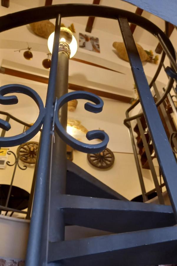 La Corte Di Angelica Sciacca Ruang foto